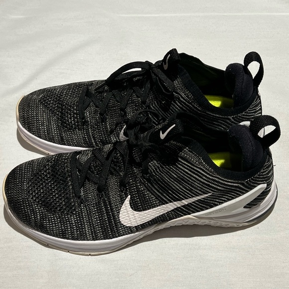 Nike Women's Metcon DSX Flyknit 2 Black White Oreo Shoes Size 10 - Picture 1 of 13